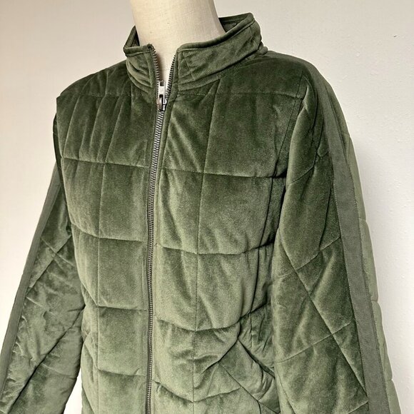 Main Strip Velvet Quilted Jacket - Picture 3 of 10